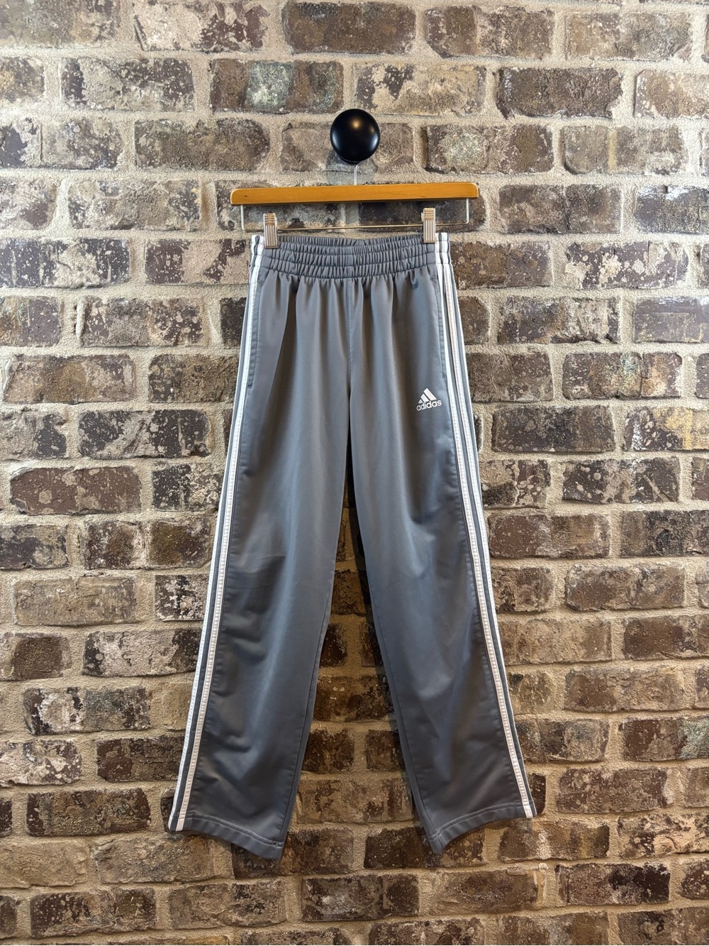 adidas Gray Kids Joggers Size Medium 10-12